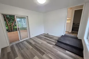 910 W 11th St, Sterling, IL 61081 - Photo 5