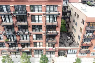 226 N Clinton St, Chicago, IL 60661 - Photo 21