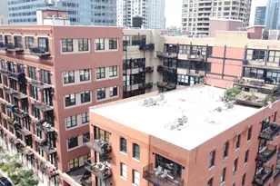 226 N Clinton St, Chicago, IL 60661 - Photo 19