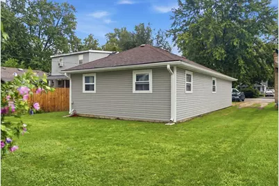 123 Independence Avenue, Joliet, IL 60433 - Photo 3