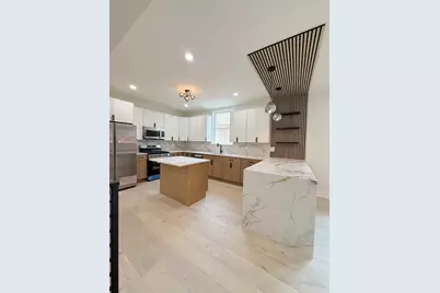 8233 S Carpenter Street, Chicago, IL 60620 - Photo 9