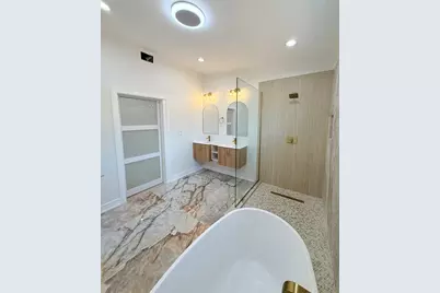 8233 S Carpenter Street, Chicago, IL 60620 - Photo 21
