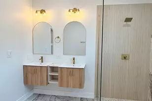 8233 S Carpenter St, Chicago, IL 60620 - Photo 19