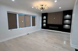 8233 S Carpenter St, Chicago, IL 60620 - Photo 5