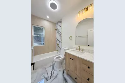 8233 S Carpenter Street, Chicago, IL 60620 - Photo 7