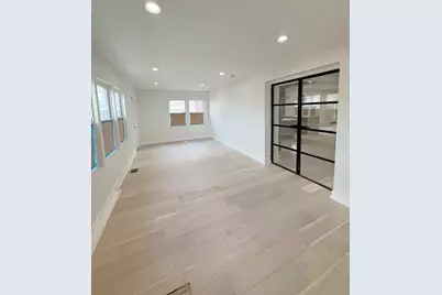 8233 S Carpenter Street, Chicago, IL 60620 - Photo 15