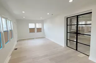 8233 S Carpenter St, Chicago, IL 60620 - Photo 15