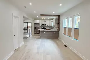 8233 S Carpenter St, Chicago, IL 60620 - Photo 13