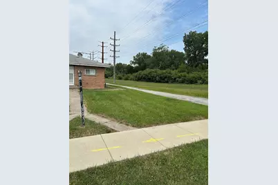 16112 Wolcott Avenue, Markham, IL 60428 - Photo 3