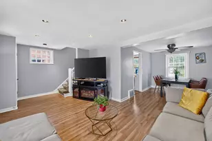 5115 W 63rd Pl, Chicago, IL 60638 - Photo 3