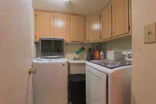 9510 S Kolmar Ave, Oak Lawn, IL 60453 - Photo 13