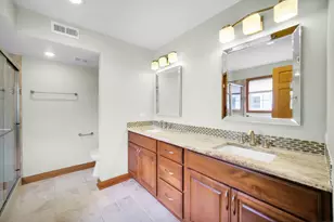 2025 S Lincoln Ave, Lombard, IL 60148 - Photo 29