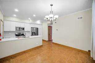 2025 S Lincoln Ave, Lombard, IL 60148 - Photo 17