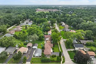 365 Woodland Dr, Grayslake, IL 60030 - Photo 39