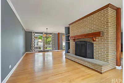 365 Woodland Drive, Grayslake, IL 60030 - Photo 9