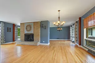 365 Woodland Dr, Grayslake, IL 60030 - Photo 13