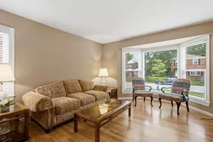 504 N Laverne Ave, Hillside, IL 60162 - Photo 13
