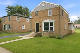 504 N Laverne Ave, Hillside, IL 60162 - Photo 3