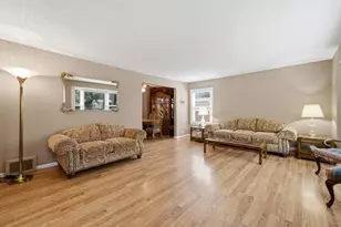 504 N Laverne Ave, Hillside, IL 60162 - Photo 9