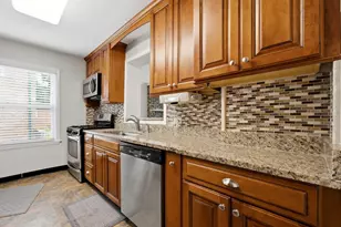 504 N Laverne Ave, Hillside, IL 60162 - Photo 23