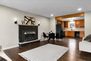 11639 S Knox Ave, Alsip, IL 60803 - Photo 5