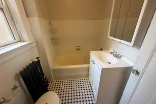 6748 N Ashland Ave, Chicago, IL 60626 - Photo 7