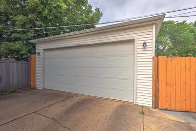 9648 N Kostner Avenue N, Skokie, IL 60076 - Photo 3