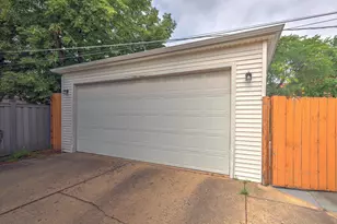 9648 N Kostner Ave N, Skokie, IL 60076 - Photo 3