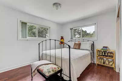 9648 N Kostner Avenue N, Skokie, IL 60076 - Photo 19