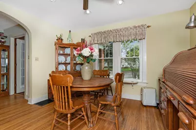 301 S Oak Street, Pontiac, IL 61764 - Photo 11