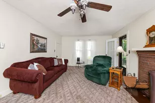 301 S Oak St, Pontiac, IL 61764 - Photo 5