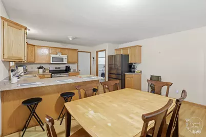 623 Sandburg Drive, Manteno, IL 60950 - Photo 7