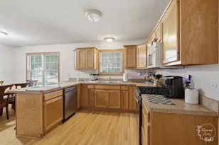 623 Sandburg Dr, Manteno, IL 60950 - Photo 9
