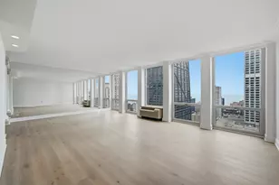 111 E Chestnut St, Chicago, IL 60611 - Photo 3