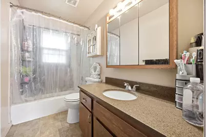 2105 Forest View Road, Rockford, IL 61108 - Photo 17