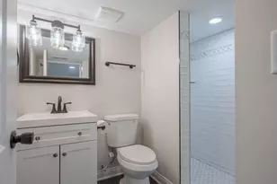 7047 S Princeton Ave, Chicago, IL 60621 - Photo 9