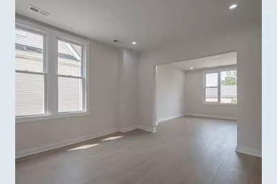 7047 S Princeton Avenue, Chicago, IL 60621 - Photo 11