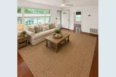 17 Indian Trail, Lake in the Hills, IL 60156 - Photo 7