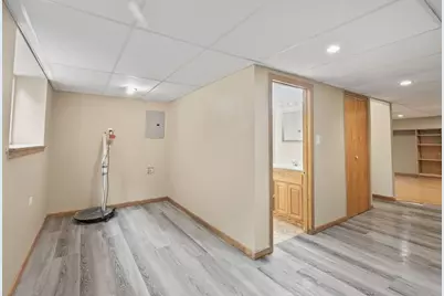 280 Persimmon Court, Round Lake Beach, IL 60073 - Photo 23