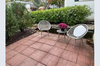 131 Newberry Avenue #1S, Libertyville, IL 60048 - Photo 11