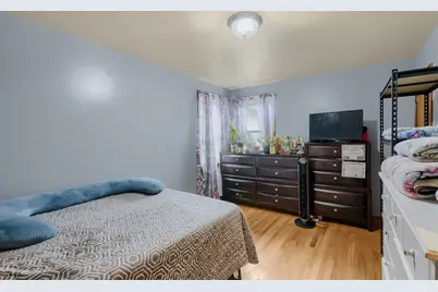 1734 N 22nd Avenue, Melrose Park, IL 60160 - Photo 7