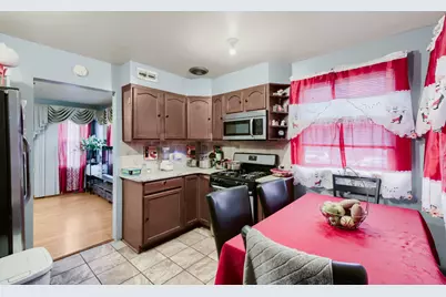 1734 N 22nd Avenue, Melrose Park, IL 60160 - Photo 5