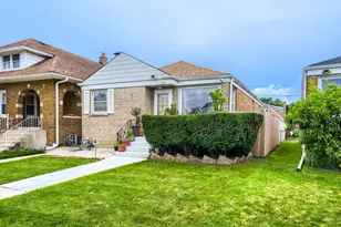 1734 N 22nd Ave, Melrose Park, IL 60160 - Photo 1