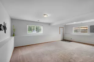 1324 Hainesville Rd, Round Lake Beach, IL 60073 - Photo 13
