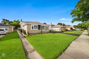 6224 W 91st St, Oak Lawn, IL 60453 - Photo 1