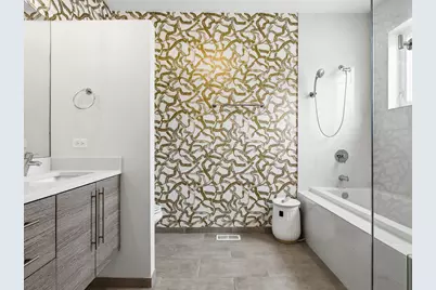 3573 W Wabansia Avenue, Chicago, IL 60647 - Photo 23