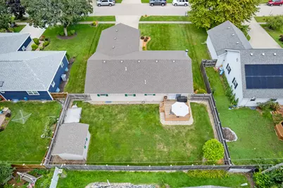 606 E Edgelawn Drive, Plano, IL 60545 - Photo 45