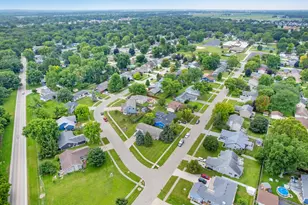 606 E Edgelawn Dr, Plano, IL 60545 - Photo 47