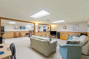 606 E Edgelawn Dr, Plano, IL 60545 - Photo 21