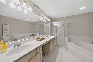 262 Benton Ln, Bloomingdale, IL 60108 - Photo 13
